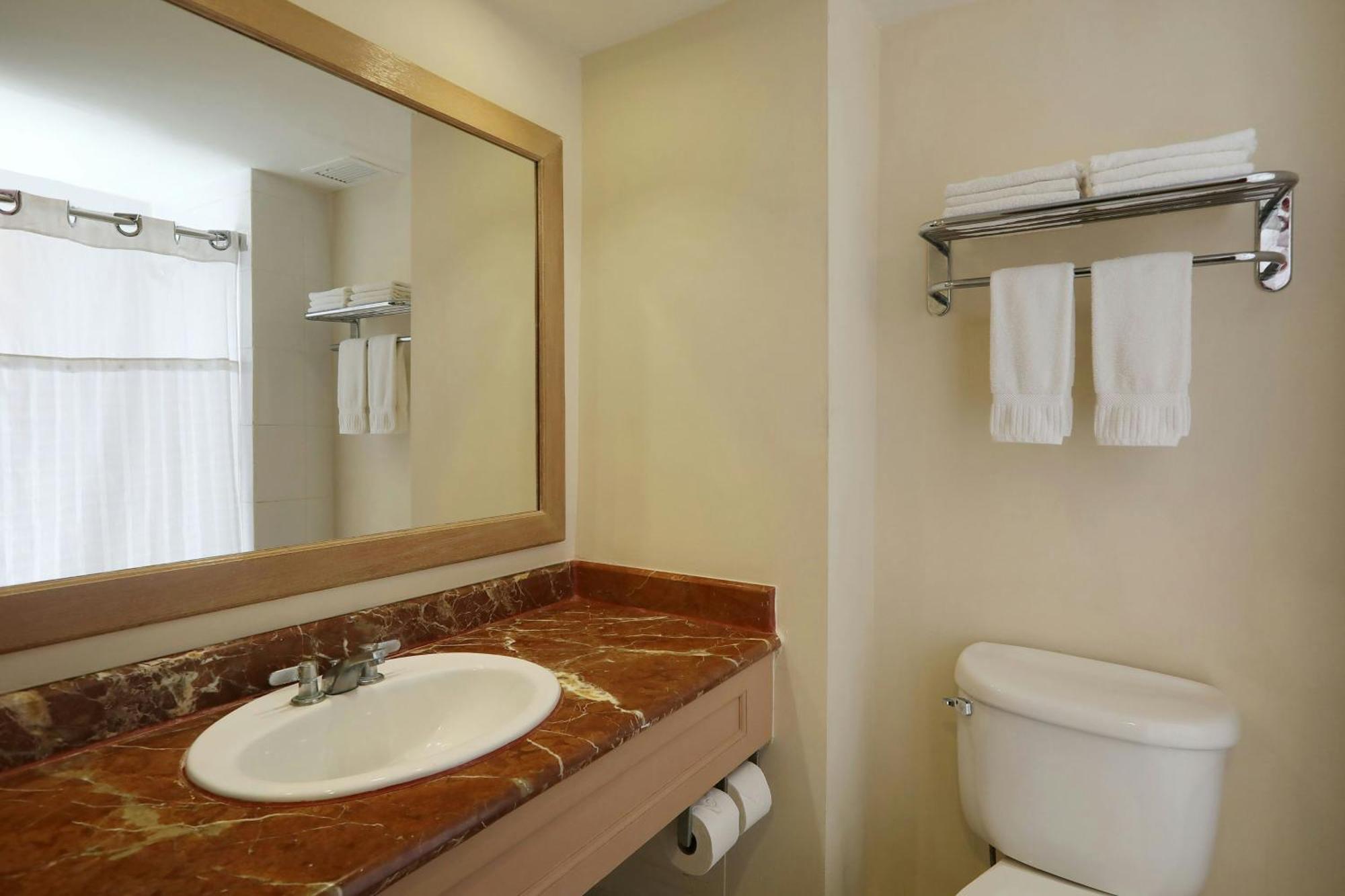 Four Points By Sheraton Santo Domingo Exterior foto